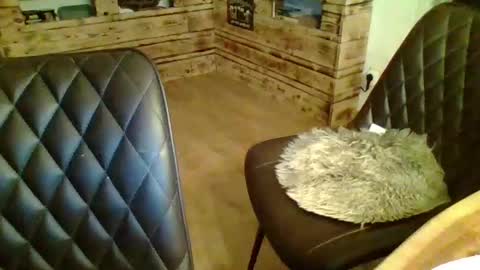 ben_big69 online show from December 4, 5:38 am