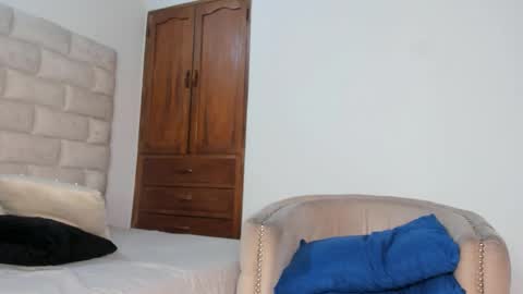    online show from October 12, 3:16 am