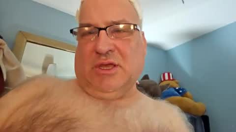 Snapshot of bendavewill chatting on July 18, 5:11 am Bendavewill online show from July 18, 5:11 am