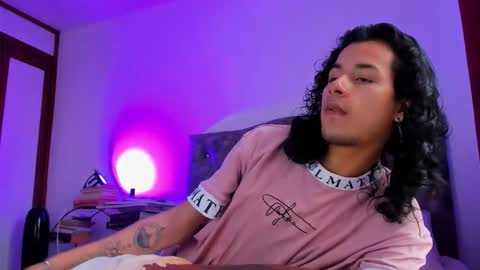 benjamin_fiore online show from February 5, 10:36 pm