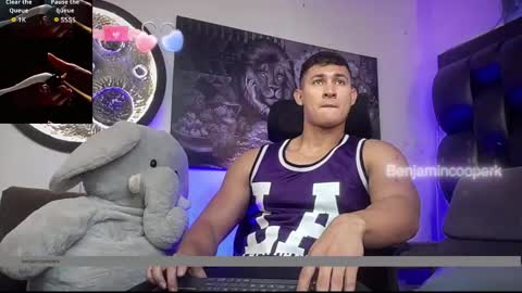 benjamincooperk online show from December 22, 12:29 am