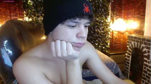BENJAMIN online show from January 6, 10:26 pm