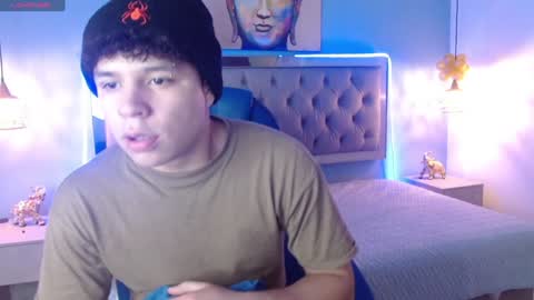 BENJAMIN online show from January 13, 10:45 pm