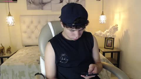 BENJAMIN online show from January 14, 7:43 pm