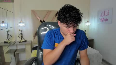 Snapshot of benjamintwink1 chatting on October 6, 7:55 pm BENJAMIN online show from October 6, 7:55 pm