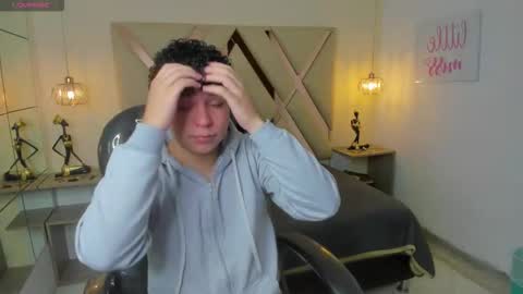 Snapshot of benjamintwink1 chatting on October 25, 8:14 pm BENJAMIN online show from October 25, 8:14 pm