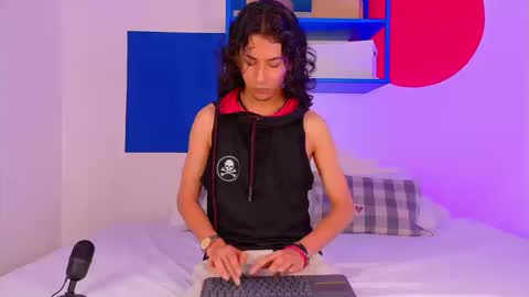 Snapshot of benjifiore_ chatting on September 9, 8:52 pm BENJI FIORE online show from September 9, 8:52 pm