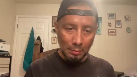 benmoncada630 online show from March 2, 1:19 am