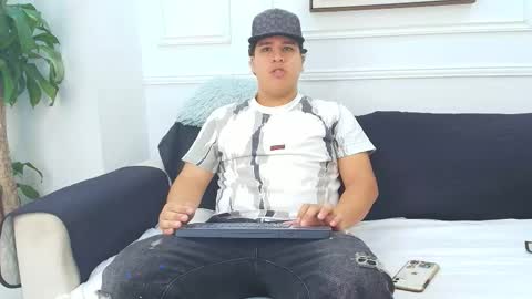 bennett_alejoo online show from October 11, 6:39 pm