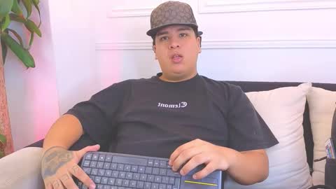 bennett_alejoo online show from February 26, 2:43 am