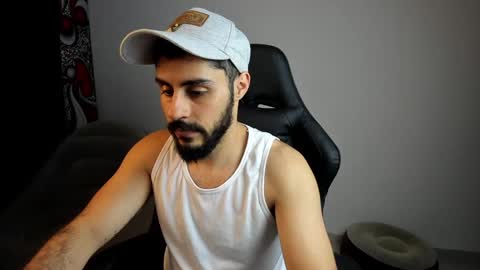 Snapshot of benpatrick69 chatting on January 28, 11:28 pm ben online show from January 28, 11:28 pm