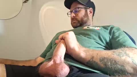 Snapshot of bensonkilljoy chatting on February 3, 9:14 am BKilljoy online show from February 3, 9:14 am