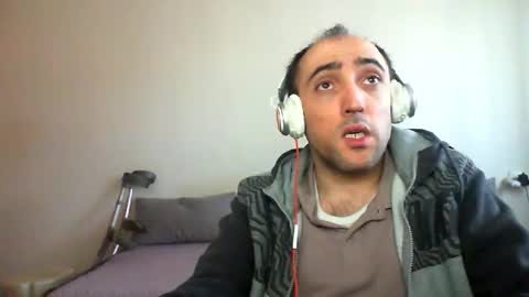 bentish online show from March 11, 12:44 pm