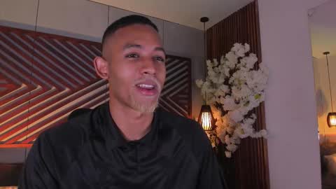 bento_fox online show from October 31, 3:18 am