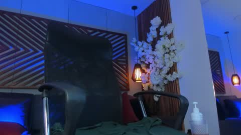 bento_fox online show from February 13, 3:57 am