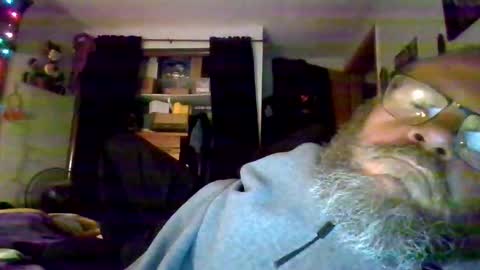 bergeeric1970 online show from May 14, 7:04 am