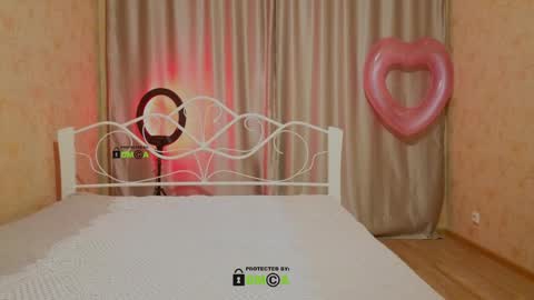 Snapshot of berkova_le chatting on March 26, 7:19 pm Berkova L online show from March 26, 7:19 pm