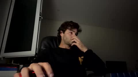 Snapshot of berltex chatting on December 2, 1:03 am Berltex online show from December 2, 1:03 am