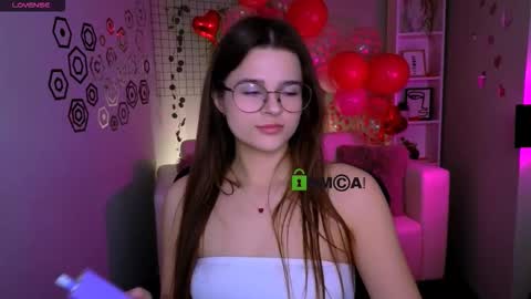 Alma online show from February 12, 8:59 pm