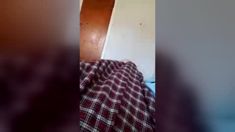 bertpace9296 online show from July 17, 6:46 pm