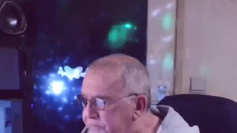 Snapshot of best127 chatting on March 10, 8:01 pm jean online show from March 10, 8:01 pm