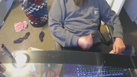 Best Kept Secret23 online show from December 4, 8:39 pm