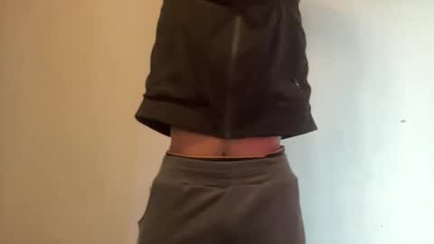 Snapshot of bestbodycb chatting on April 16, 4:13 am bestbodycb online show from April 16, 4:13 am