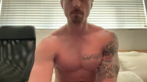 Snapshot of bestcoast35 chatting on March 3, 8:48 pm Bestcoast3579 online show from March 3, 8:48 pm