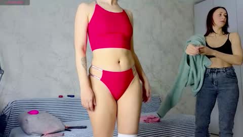 Snapshot of bestgirls2021 chatting on February 21, 2:45 am Hellen and Natali online show from February 21, 2:45 am