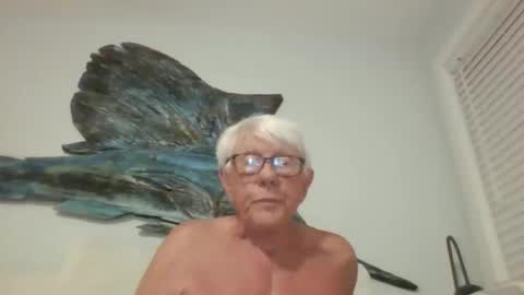 bestshot1951 online show from March 18, 3:09 am