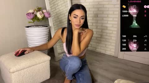 Teya online show from September 29, 3:50 pm