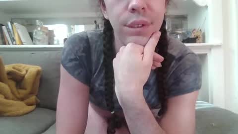 Snapshot of besweetome chatting on November 4, 5:23 pm GG online show from November 4, 5:23 pm