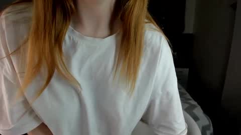 Snapshot of betany_foks chatting on May 19, 12:49 am Betany online show from May 19, 12:49 am