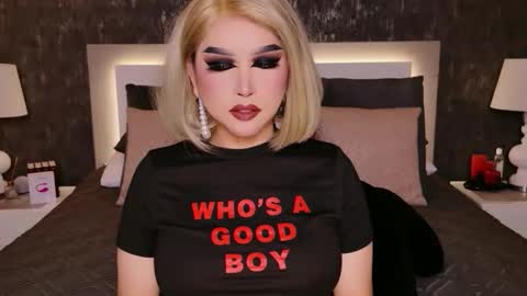 Snapshot of bethany_wilder chatting on February 7, 3:43 am Miss Cassey online show from February 7, 3:43 am