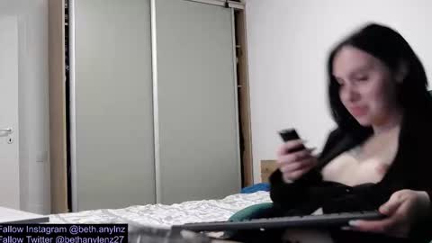 bethanylenz online show from December 20, 12:07 am