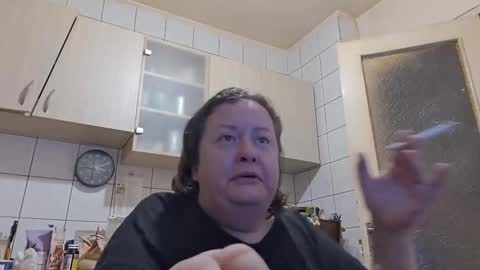 Snapshot of bethnorth chatting on October 7, 12:08 am bethnorth online show from October 7, 12:08 am