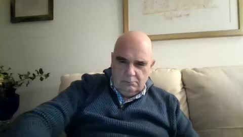 Snapshot of betta1 chatting on December 20, 12:51 am betta1 online show from December 20, 12:51 am