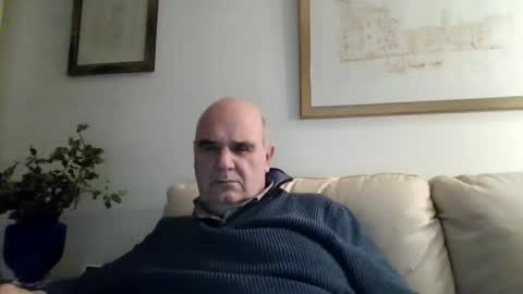 Snapshot of betta1 chatting on January 6, 10:34 pm betta1 online show from January 6, 10:34 pm