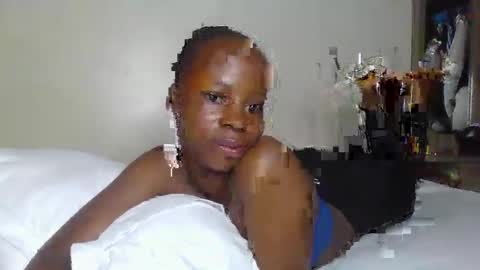 Snapshot of better_sweet chatting on February 20, 5:35 pm Better online show from February 20, 5:35 pm