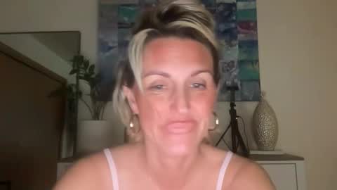 Best Time and Even better Convo online show from November 25, 12:43 am