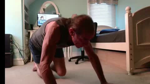 betterwithu2 online show from December 18, 9:18 pm