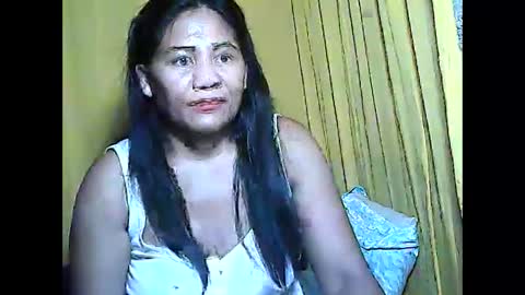 Snapshot of betty_83 chatting on October 16, 12:11 am betty_83 online show from October 16, 12:11 am