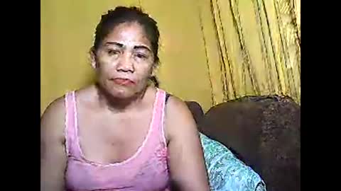 Snapshot of betty_83 chatting on October 28, 11:47 am betty_83 online show from October 28, 11:47 am