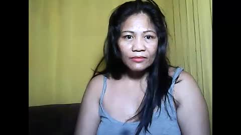 Snapshot of betty_83 chatting on November 8, 9:35 pm betty_83 online show from November 8, 9:35 pm