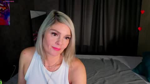 Snapshot of betty_brock chatting on May 26, 1:12 am Betty online show from May 26, 1:12 am