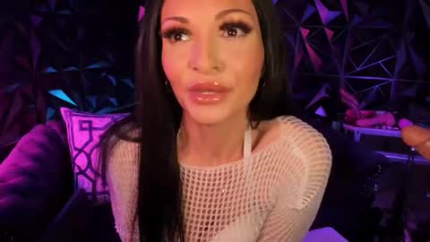 NatashaxoBangs online show from March 15, 4:07 am