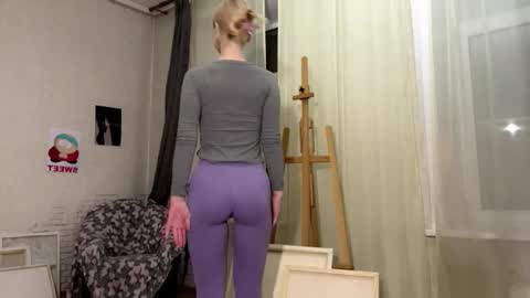 Snapshot of bettymorante chatting on February 22, 11:20 am Hinata online show from February 22, 11:20 am