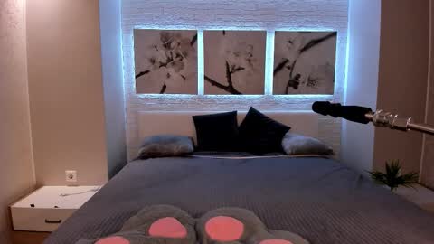 Snapshot of bettyrouse chatting on October 19, 8:31 pm Betty online show from October 19, 8:31 pm