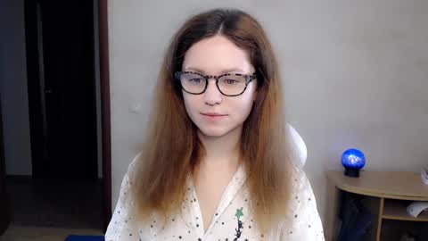 Snapshot of bettystar_ chatting on January 27, 7:13 pm Betty online show from January 27, 7:13 pm
