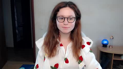 Snapshot of bettystar_ chatting on January 29, 11:25 pm Betty online show from January 29, 11:25 pm